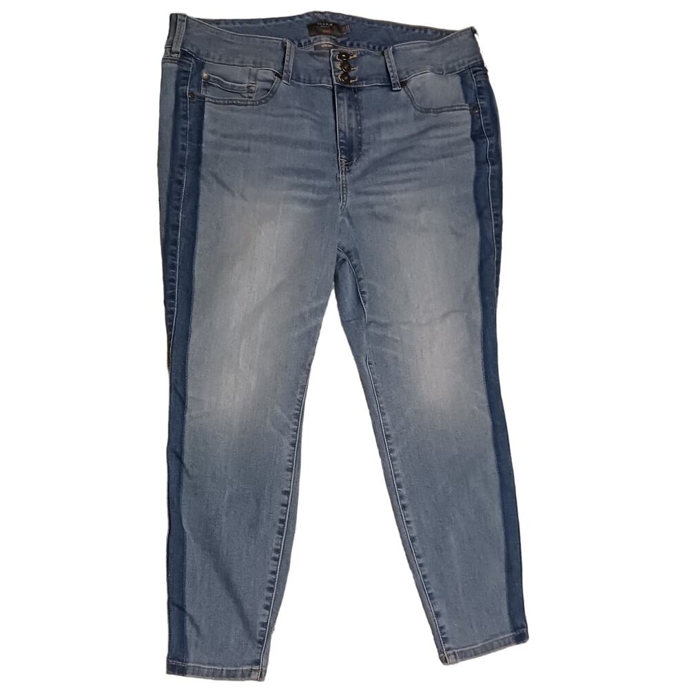 Torrid Women’s Capri Jean's Size 20S Stretch Pockets Crop Jegging Super Soft